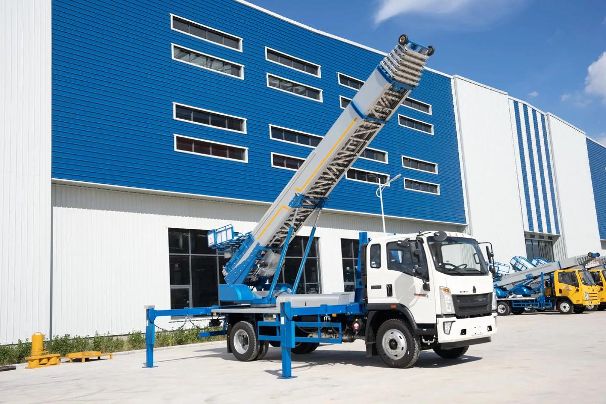 文成县小型云梯车上料车租赁多少钱