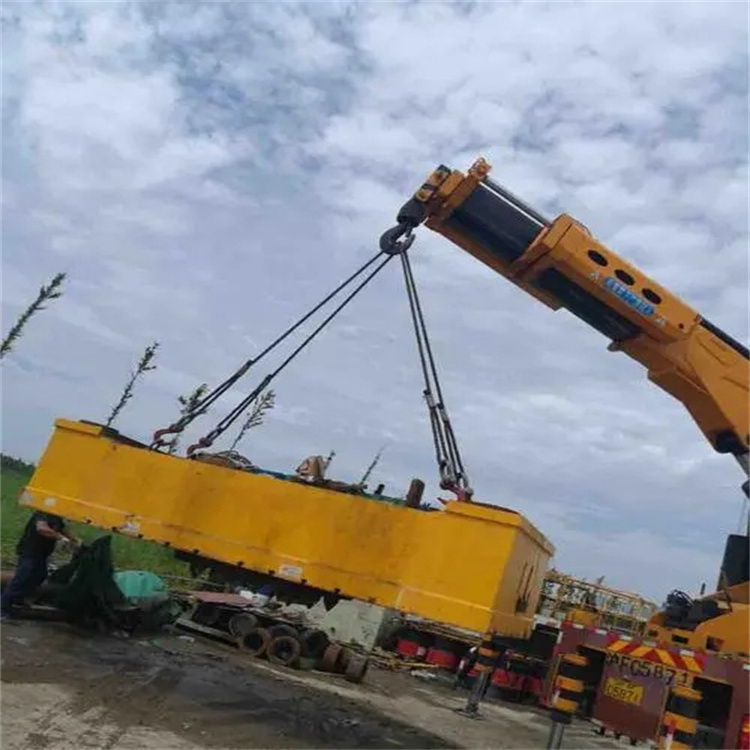 文成县随车吊吊集装箱怎么吊